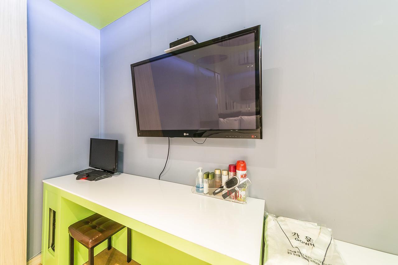 Danube Hotel Suwon Bagian luar foto